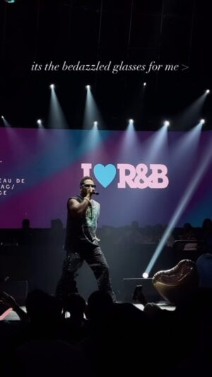 Bobby V Instagram - #toronto owes me nothing ❤️❤️
#iloverandb 🤴🏽👑🍾🎉☮️✈️
#tipseylove #bobbyv #valentino
#canada