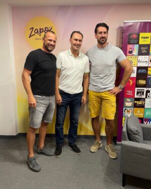 Boris Valábik Instagram - B&B Epizóda s Mirom je vonku! 💪 Príjemné počúvanie.
Aké reálne bolo/je rozdelenie hokejovej súťaže?

Čo Miro hovorí o mladých hráčoch, ktorí boli draftovaní?

Máme nástupcu Craiga Ramsayho?