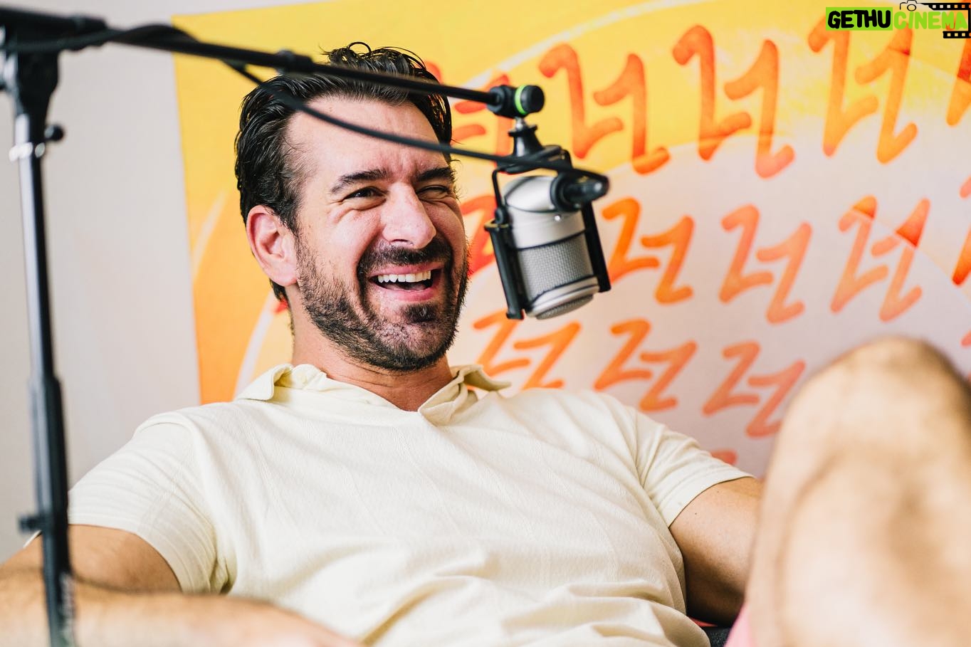 Boris Valábik - 1.5K Likes - Tuna @tomastatar90 bol našim hosťom a už si túto časť môžte sj vypočuť kdekoľvek, kde počúvate podlasty 👍 💪
#borisabrambor
#tomastatar