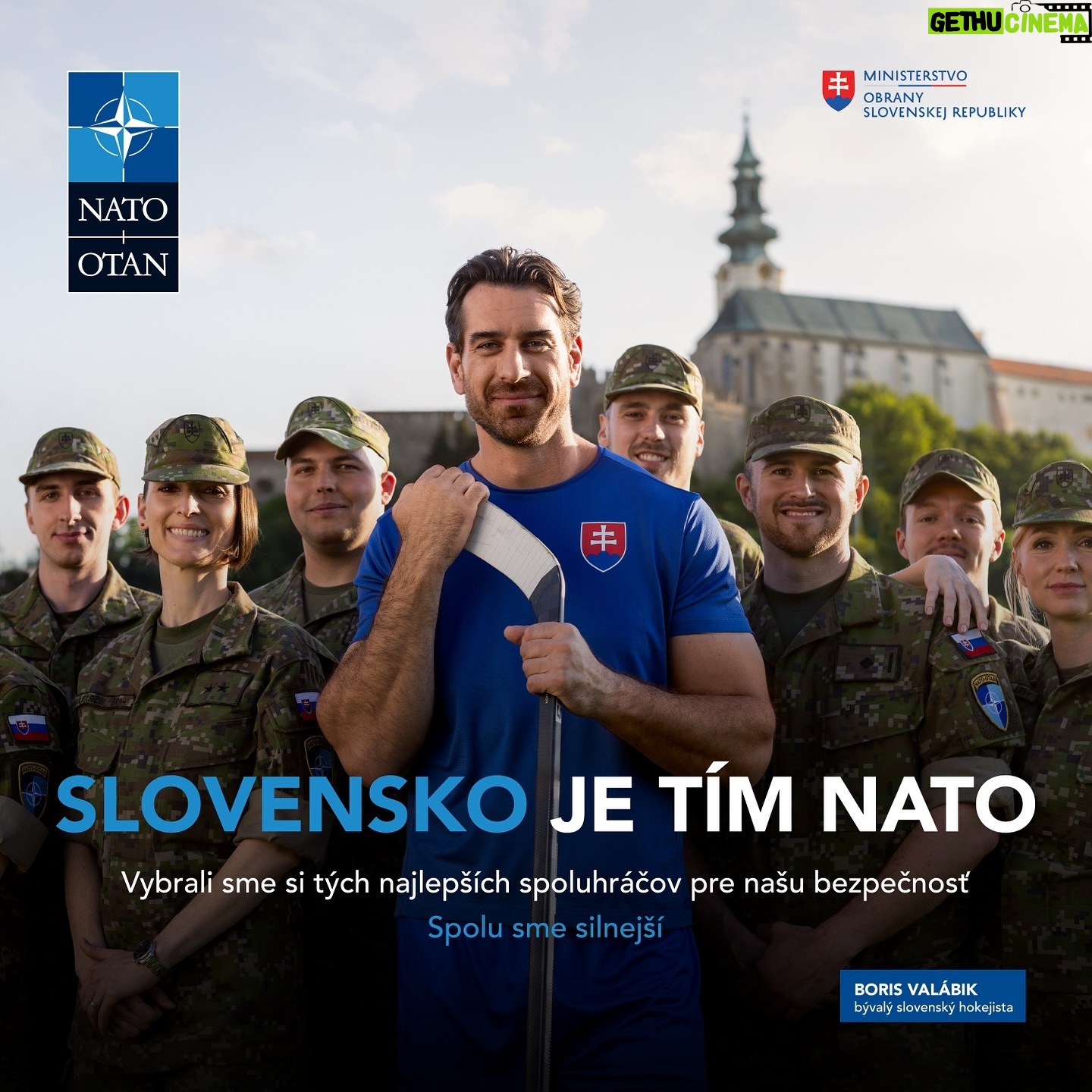 Boris Valábik - 1.1K Likes - Zapojil som sa, pretože dúfam, že nie som jediný, kto nevníma členstvo v NATO ako niečo politické, ako niečo, čím chceme niekomu ublížiť. Ale ako niečo, kde sme ako tím silnejší. Ako som si ja vedel zastať spoluhráčov na ľade, tak dúfam, že si niekto zastane nás, ak to kedykoľvek bude Slovensko potrebovať.
