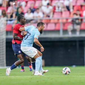 Borja Iglesias Instagram - vs @losclive