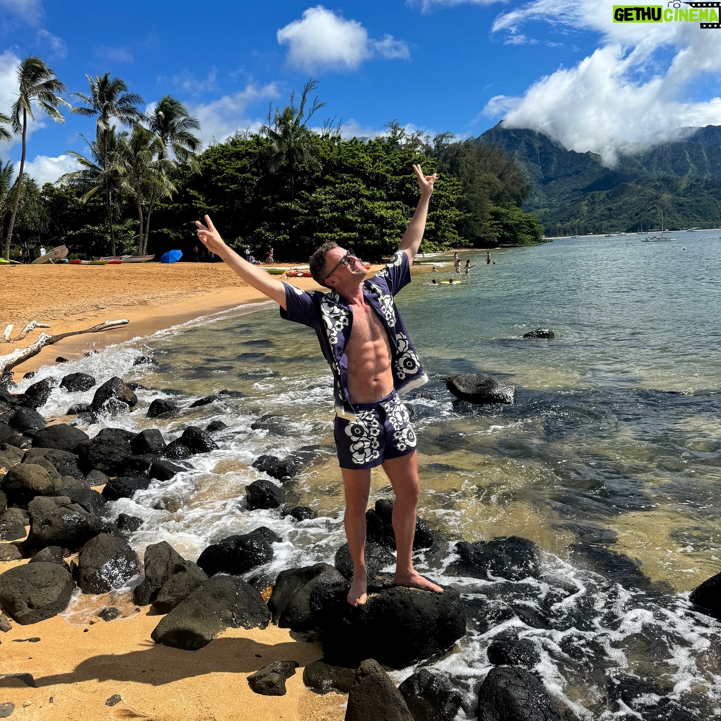 Brad Goreski - 6.9K Likes - Celebrating my birthday in paradise 🌴🌺
47 baby! Let’s gooo 🚀
@1hotel.hanaleibay