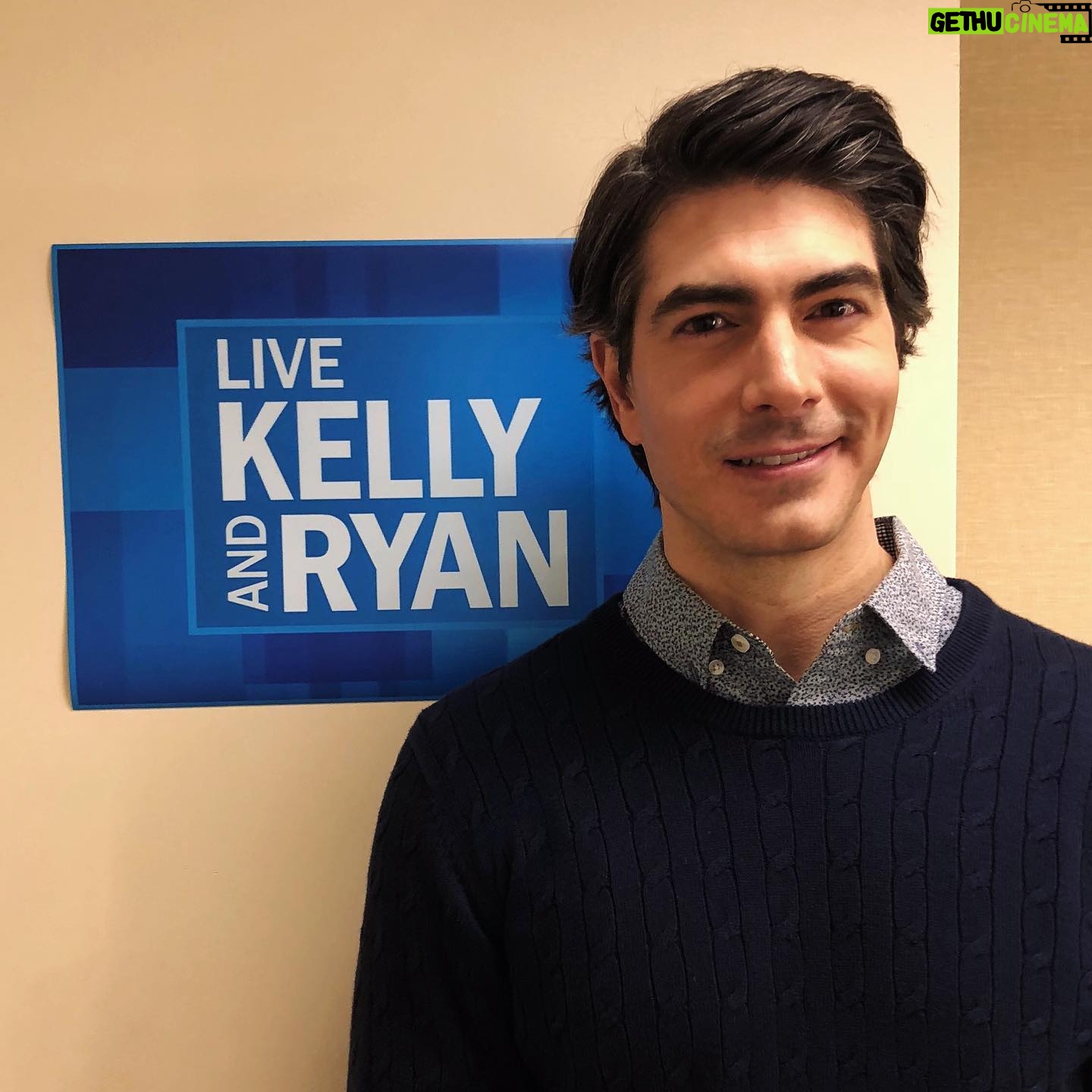 Brandon Routh - 53K Likes - Live...soon... 😉
@livekellyandryan