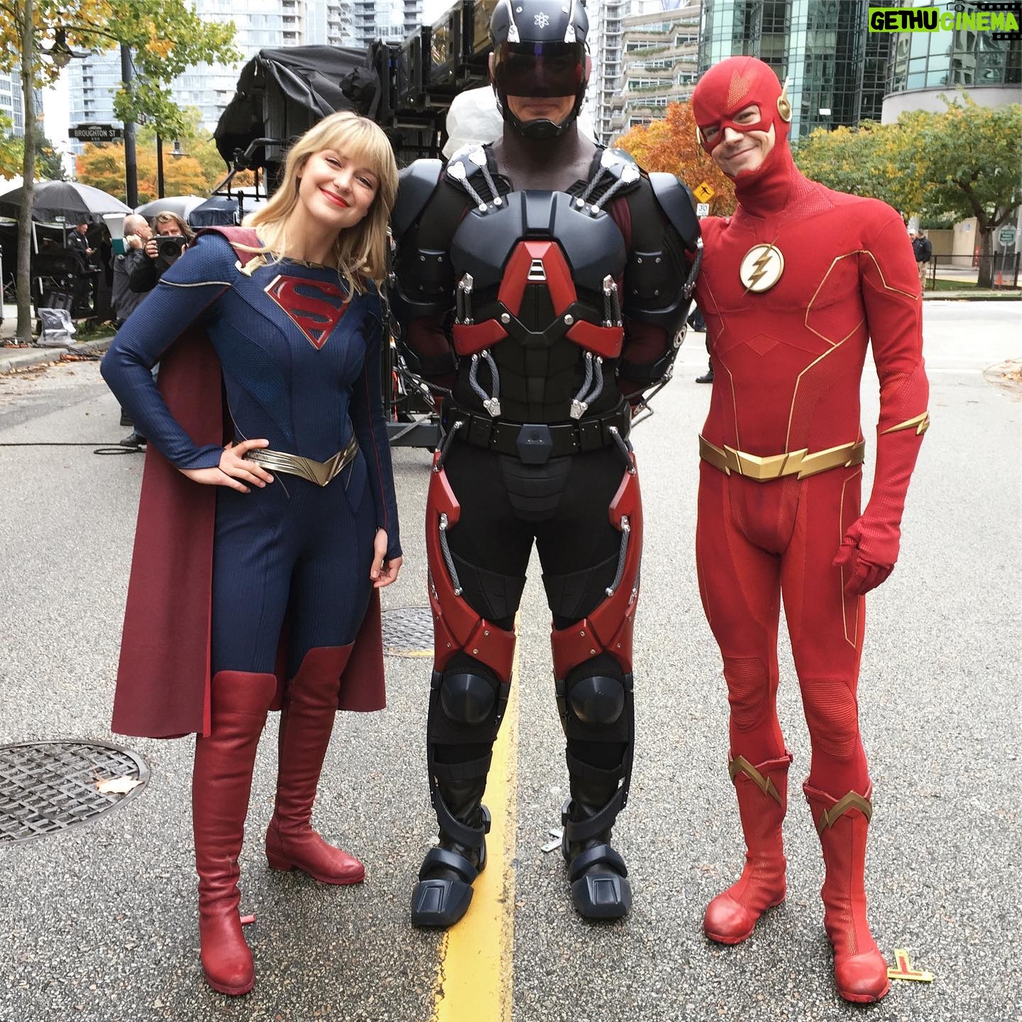 Brandon Routh - 144.5K Likes - #CrisisOnInfiniteEarths concludes tonight!
#WatchTillTheEnd