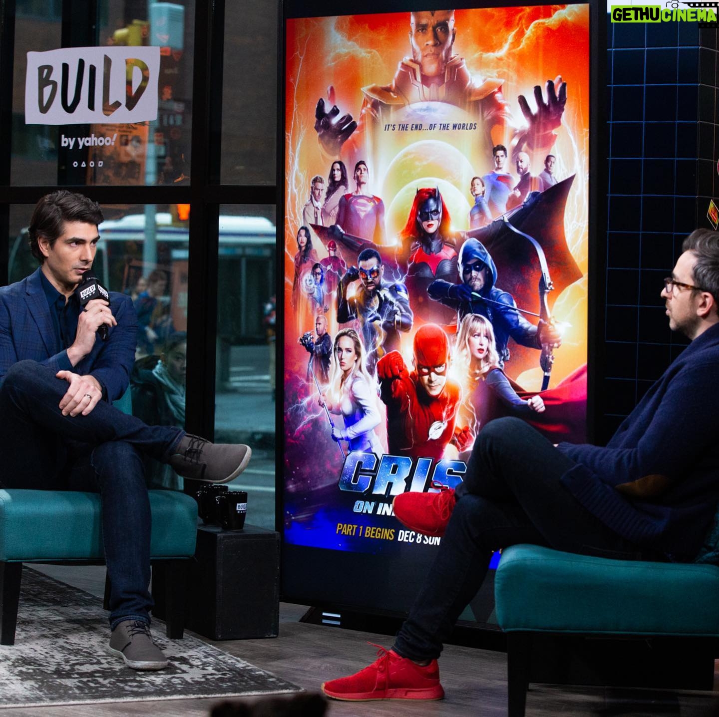 Brandon Routh - 125.2K Likes - Had a great time talking all things @cw_legendsoftomorrow & #CrisisOnInfiniteEarths yesterday with @fatsmorte at @buildseriesnyc! Thank you!
—LINK to video in bio—
Photos by: @jammi_york 🙏🏼👊🏻 And thank you also to @perryellis for the great jacket/shirt combo!
Grooming by: @Natashaleibel 👌🏼
PR: @jenn.plante 👊🏻 @ouraring also making a fashionable appearance. 😉
#LegendsOfTomorrow