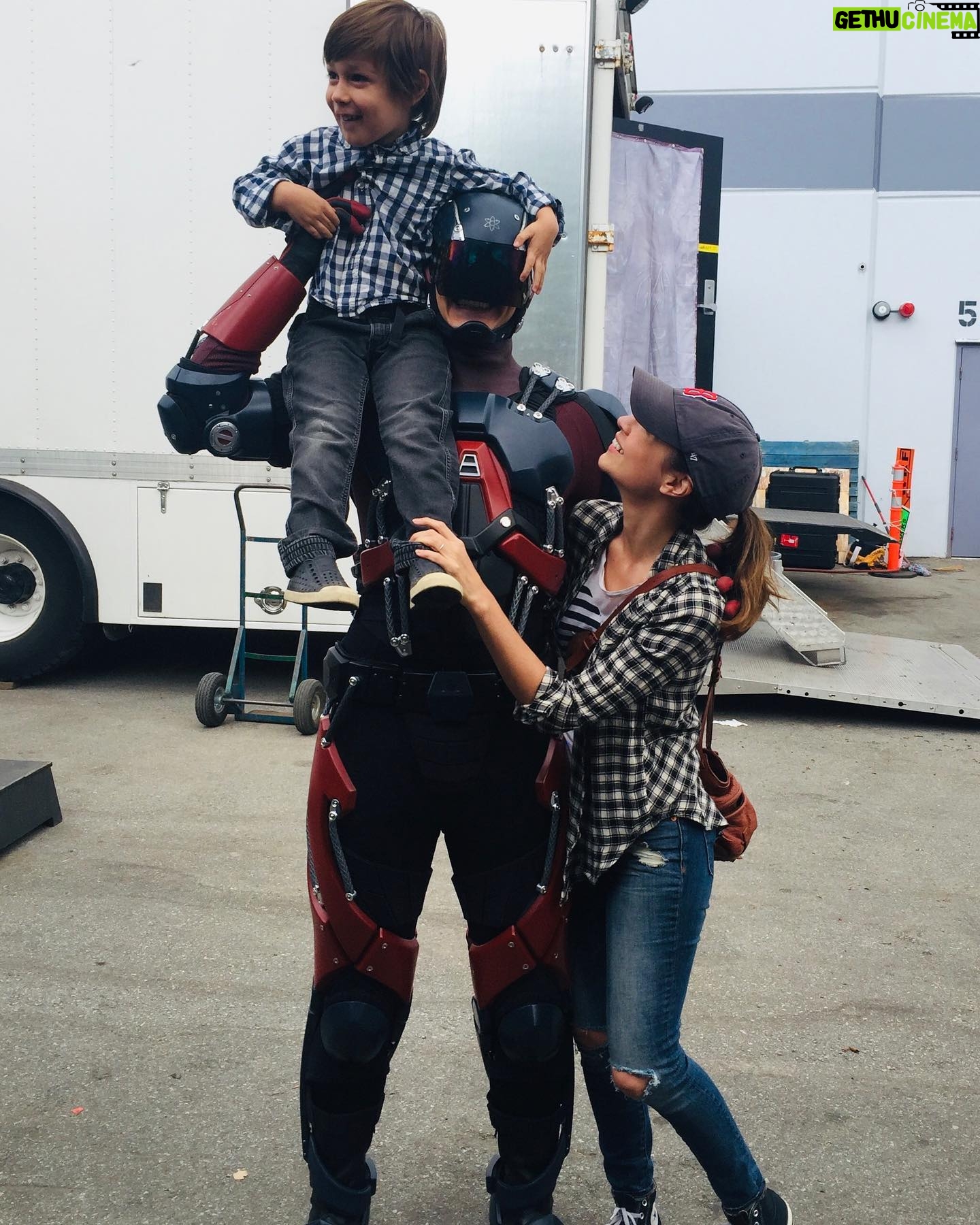 Brandon Routh - 168K Likes - Hi All,
I have such great resistance in my body in writing this—having to accept that the time has come.
There are so many wonderful things to say about my experience on #LegendsOfTomorrow—but in light of the current global threat—I’ll be brief.
I’m eternally grateful to the CW, WB, DC and everyone personally involved in bringing me into the #Arrowverse. It has been an incredible ride with several unexpected joys along the way.
There are a multitude of wonderful, dedicated, and hardworking crew members and cast members across multiple shows that I’ve been able to team up with. Thank you to all.
Thank you especially to my #Legends family, on-set crew, office staff, writers, and cast. Also thank you to the media & reviewers who get us, & let the world know! You all have made the experience worthwhile, for me personally, and I think, for the fans as well. Speaking of... #FanFamily—thank you for being you. For loving this show and allowing us to grow through our awkward teenage years. There is no show without you. I’m so grateful that we found you—you found us! It’s been a joy collaborating with you. 🧡
We are a show for those who are okay with accepting the flaws of others—because they are working on accepting their own. We are goofy, irreverent and earnest all at the same time. Hopefully showing a world where many different types of people can exist—not always perfectly, but always with humor. A balance of Light & Dark. Pessimism & Optimism. Free Will & Destiny.
There’s no disputing it’s been a challenge to say goodbye. And that’s because we love this show, these characters, and you the fans. ❤️🙏🏼 With love & gratitude,
Brandon Routh
#RayPalmer #TheATOM