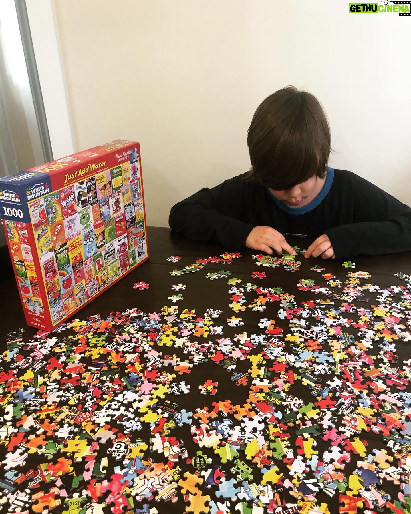 Brandon Routh - 58.6K Likes - It took getting #quarantined—but we finally got him into puzzles!
Or maybe he just got to the right age (for him). 😄
#Puzzles
