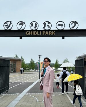Brandon Salim Instagram - Jiro Horikoshi pulang kampung ke Nagoya guys!

Suit by @agusslim !!!!!
