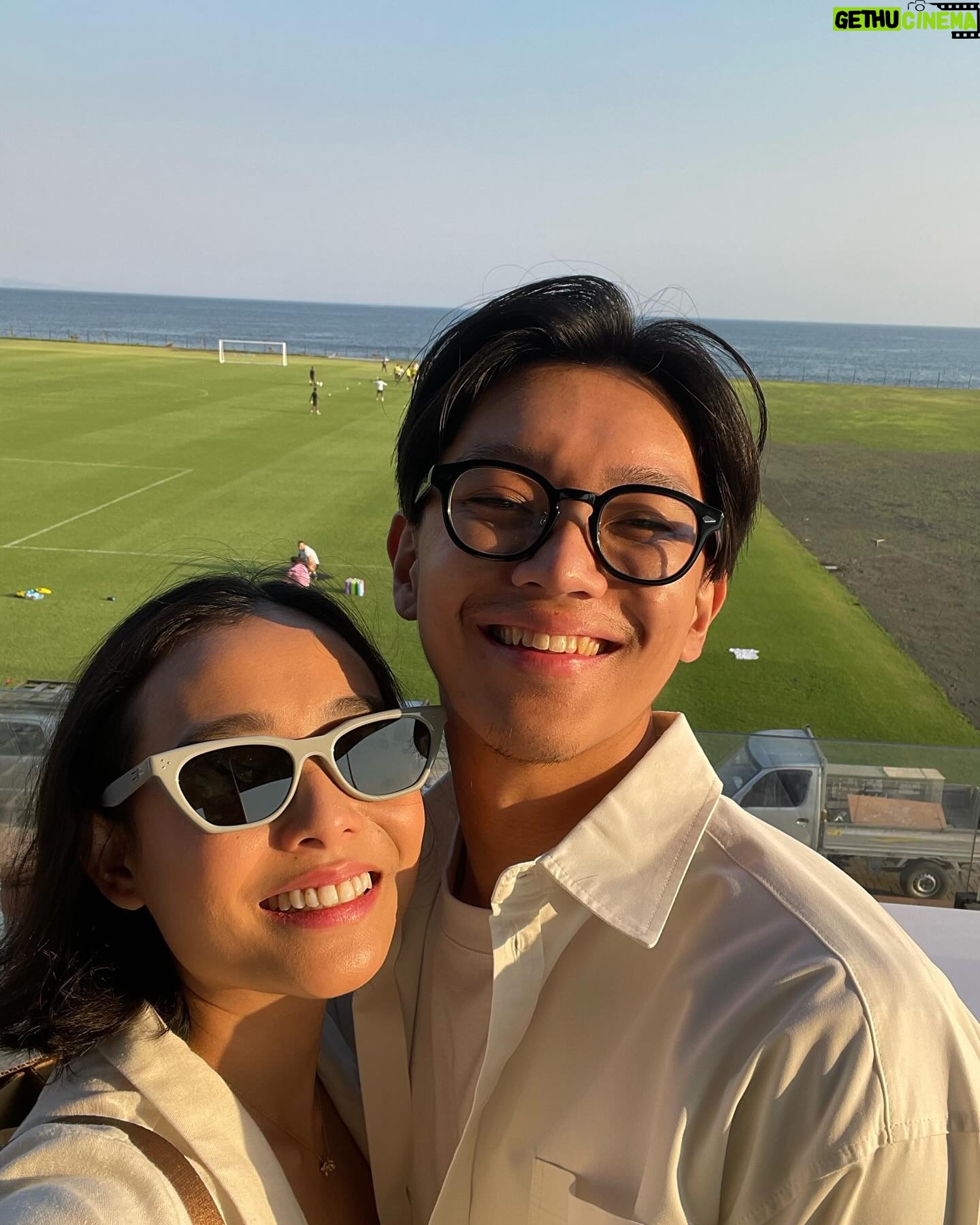 Brandon Salim - 59.9K Likes - Hehe