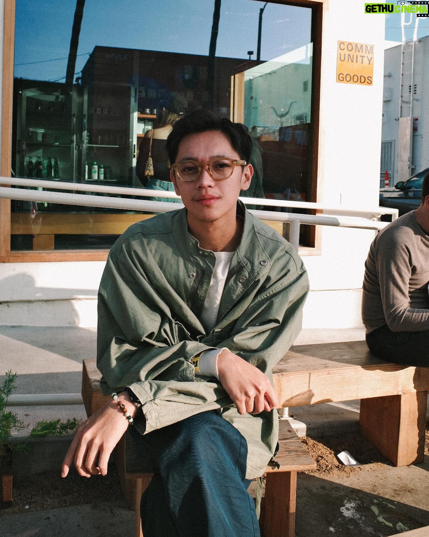 Brandon Salim - 135.4K Likes - Slide 1: The dad
Slide 2: The mom
Slide 3: The child with the coolest parents