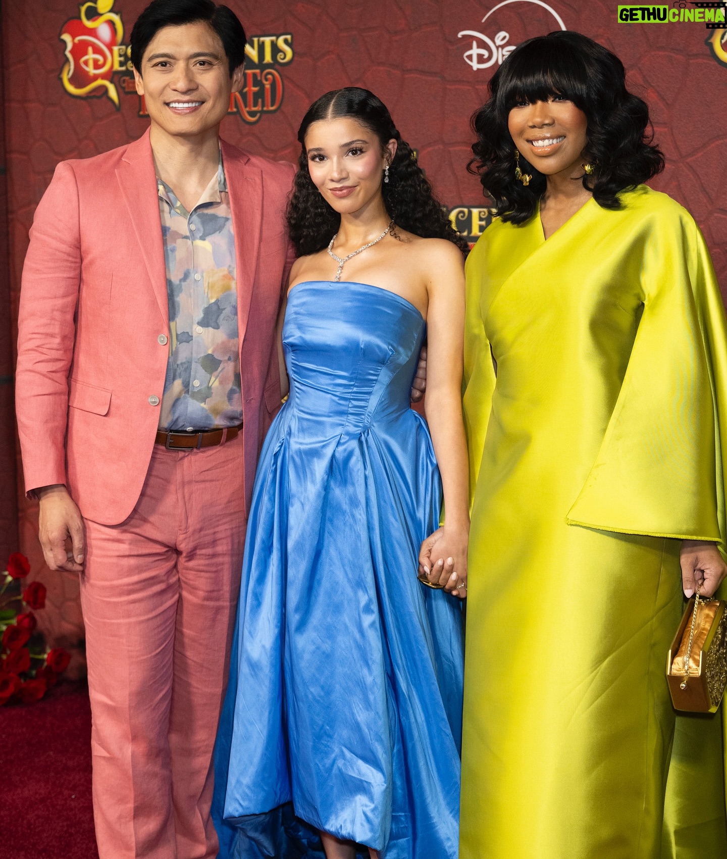 Brandy Norwood - 240.6K Likes - What a magical night on the red carpet ✨ Descendants: #TheRiseOfRed, a Disney Original Movie, is now streaming on #DisneyPlus