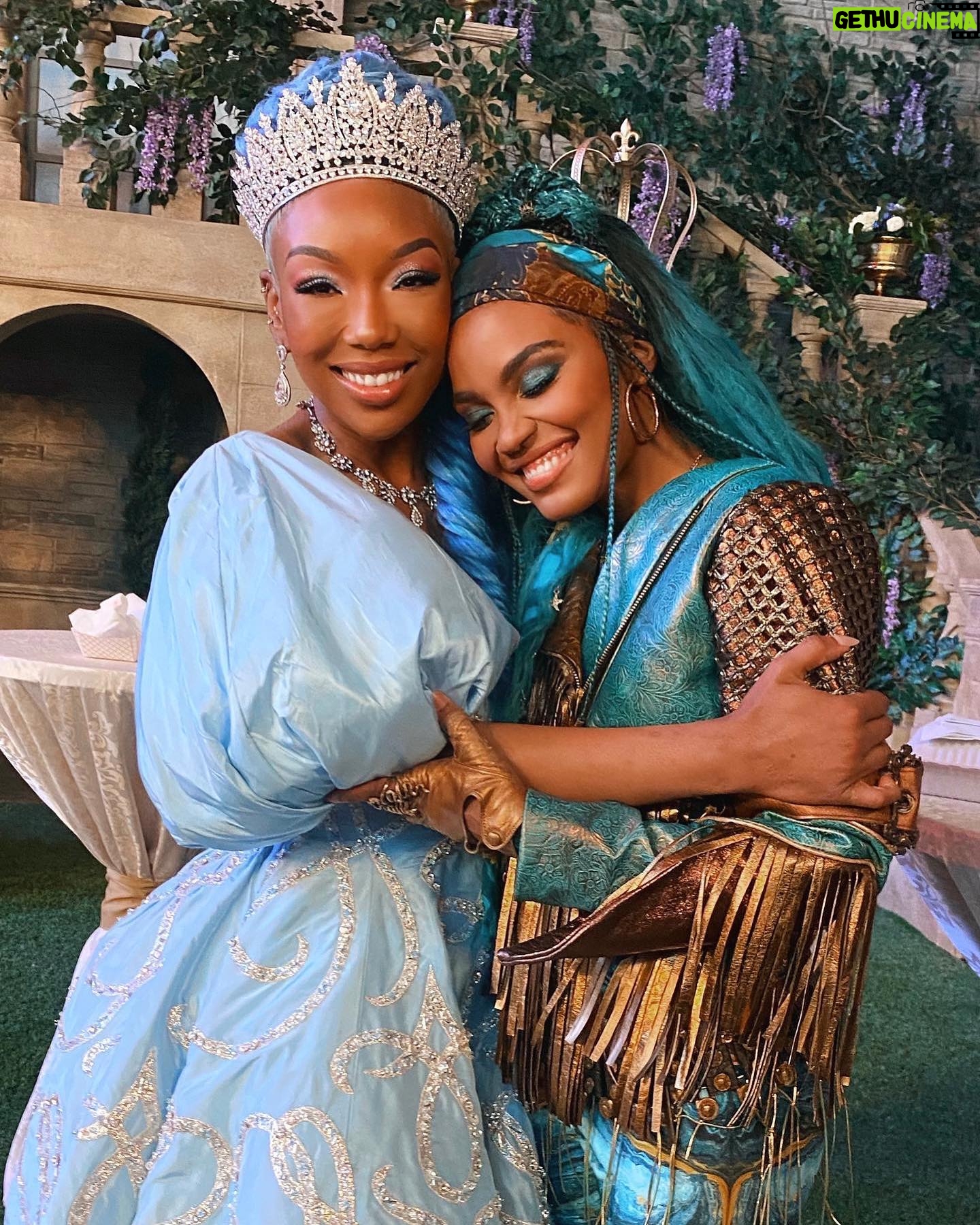 Brandy Norwood - 788.3K Likes - so much love for you 🤍 here’s to another 10 years of friendship!