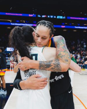 Breanna Stewart Instagram - W🎂