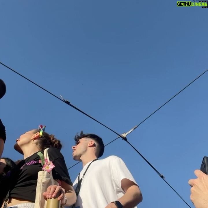 Brenda Lodigiani - 15.7K Likes - Quanta meravigliosa froc*aggine🌈
Che bello esserci stata dall’inizio alla fine
#romapride2024