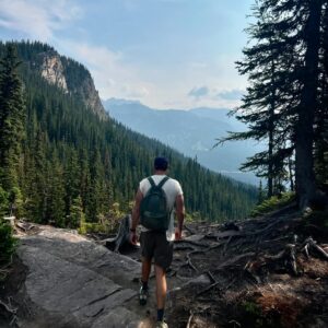 Brett Eldredge Instagram - BANFFFFFFFFF is somethin special🏔️🏔️🏔️