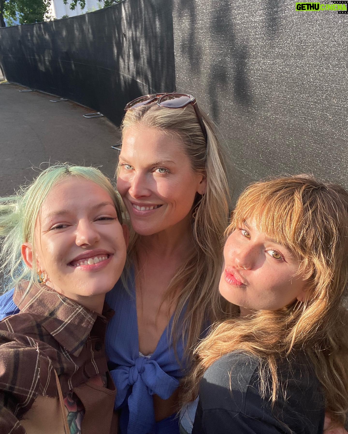 Bria Vinaite - 5.5K Likes - Best weekend with the best people 💖 @bottlerocknapa