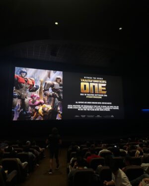 Brian Tyree Henry Instagram - My first fan screening with the #TransformersOne fam. You get us together and fun will most likely be had.

#transformers #megatron #bumblebee #optimusprime