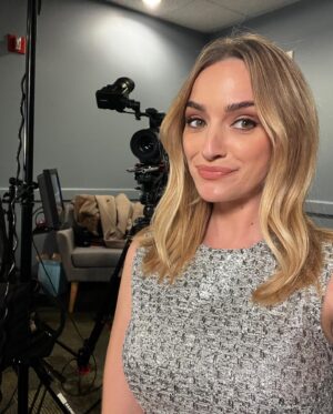 Brianne Howey Instagram - ny you were too good 🥨