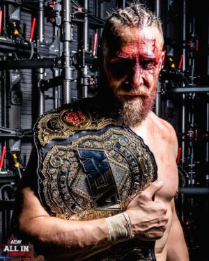 Brie Garcia Instagram - NEW #AEW World Champion Bryan Danielson celebrating with his family
#AEWAllInLondon
