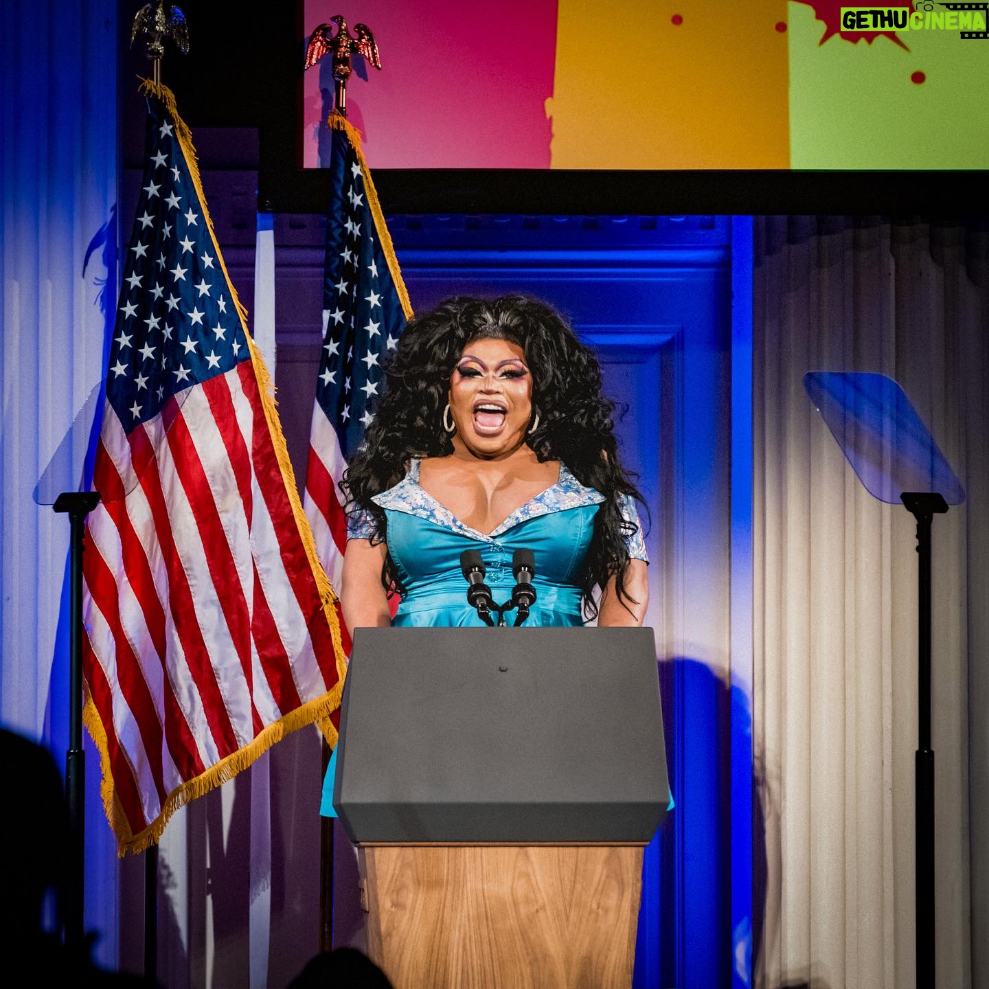 Brita Filter - 8.1K Likes - I was honored to be the first drag queen speaker at the Annual DNC LGBTQ Gala in NYC. I shared the stage with Vice President @kamalaharris, Governor @whitmermi, Rep. @zoandbehold, HRC President @kelleyjrobinson, @rosariodawson, and DNC chair @harrisonjaime.
I was so nervous on this day because I representing all drag artists from around the country by being there. I spoke in front of a room of the most powerful, influential Democrats. If you watch my speech (the following post), you'll see me get very nervous, then make my signature move (a pivot turn with arms) to regain my confidence. I'm proud of myself for overcoming my fears that day because my voice matters!
I have to thank you to @james_conlon & @samalleman at the DNC for this incredible opportunity, @kylepickett for having my back and being the best date ever, my political strategist @coryalpert, and all the fantastic people I had candid conversations with about how we plan to bring people together to help re-elect President Biden and Vice President Harris in 2024 and elect Democrats up and down the ballot in 2023, 2024 and beyond. #YouBritaVote
#democrat #dnc #vicepresident #government