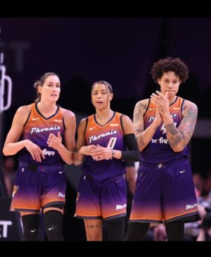 Brittney Griner Instagram - Sit back, lemme teach you a lesson 😮‍💨