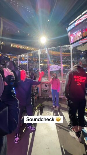 Brooke Alexx Instagram - Here we gooo! Tune in to ABC for my anthem tonight! 
.
#nationalanthem #stanleycupfinals #storytime #comewithme #surprise #singersongwriter #songwritersoftiktok #nhl