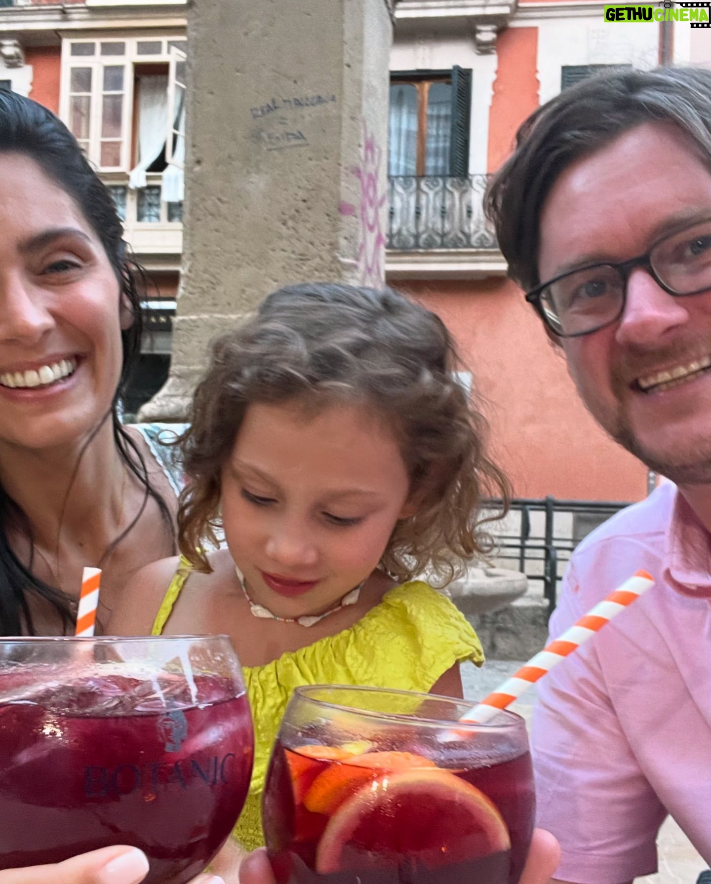 Bruna Abdullah - 3.3K Likes - Night out in Mallorca = Tinto de Verano 🍷