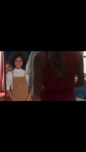 Bruna Inocencio Instagram - Há 5 anos Alicinha perdia o Enem porque achou que tava grávida. 
 De lá pra cá muita coisa mudou mas o sentimento de gratidão continua o mesmo. 
Obrigada a todos! ❤️

Reprodução @tvglobo