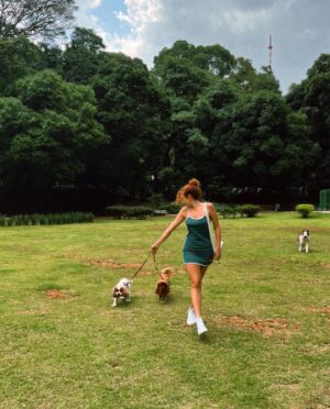 Bruna Vieira Instagram - Sequência de Ella porque nesse final de semana sou todinha dela 🤎