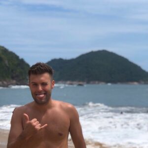Bruno Heder Instagram - Vamos a vivir a base de #tbt hasta que podamos renovar las fotos, verdad? 
A gente vai viver a base de #tbt até poder renovar as fotos, é isso mesmo produção?