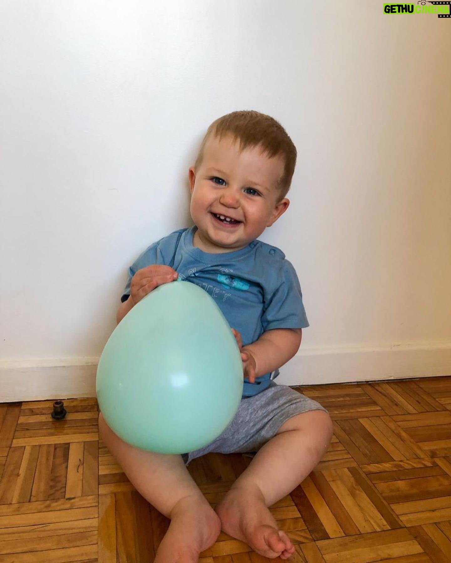 Bruno Heder - 5K Likes - Mitad 🇦🇷, mitad 🇧🇷.
Un tercio de mi vida en este país que me enseño mucho, que me dio muchos de mis mejores amigos y un hijo hermoso. Te amo mi amor, feliz cumpleaños.
Metade 🇧🇷, metade 🇦🇷.
Um terço da minha vida neste país, que me ensinou muita coisa, que me deu muitos dos meus melhores amigos e um filho HERMOSO. Te amo filho, parabens ❤️