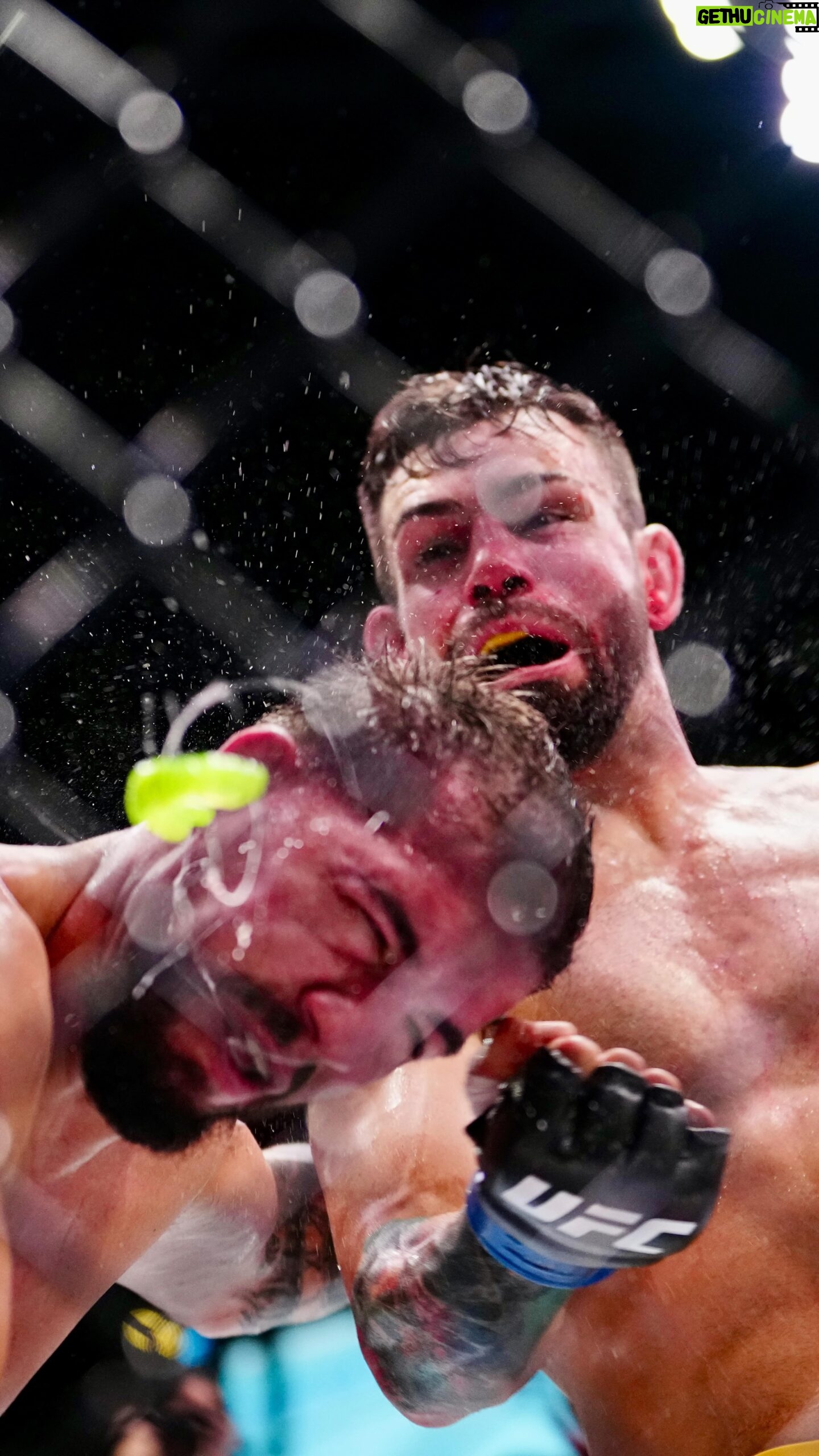 Bruno Silva - 419 Likes - Mais um NOCAUTE impressionante para a carreira do Bruno BONUS Bulldog! 🔥🔥🔥 CHAMA
#ufcvegas94 #ufc #ufcapex