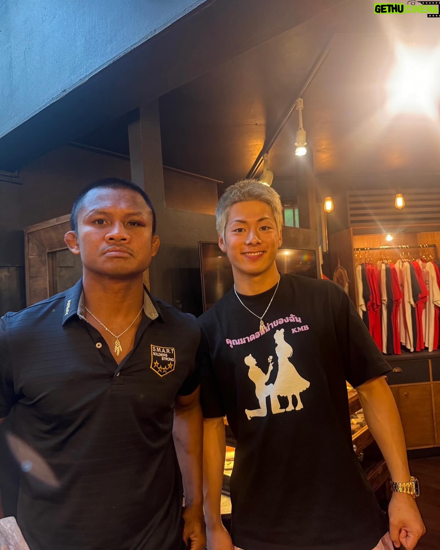 Buakaw Banchamek - 25.8K Likes - ไสแล้วมันก้อเท่ดีนะ🤡🙏ขอบคุณสำหรับสร้อยเท่เท่แหวนเท่เท่ครับ👍
