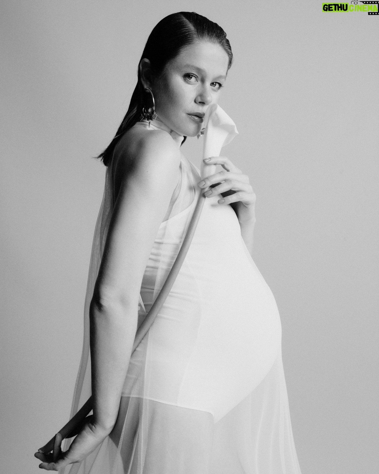 Burcu Biricik - 240.8K Likes - Bana ennn gΓΌzel anΔ±larΔ±mdan birini verdiniz πΈβοΈπ«
#VogueTΓΌrkiye π
Moda EditΓΆrΓΌ: @ceylanatinc π€©π
FotoΔraf: @tugberk_acar
YazΔ±: @oykubdur
Kreatif direktΓΆr: @dilarayilmazco
SaΓ§: @burhancilgin
Makyaj: @yagizyoldas
Moda EditΓΆrΓΌ AsistanΔ±: @aynurefir
Kreatif DirektΓΆr AsistanΔ±: DoΔa YeΕil
SaΓ§ AsistanΔ±: Mehmet Can YΔ±lmaz
&
@people.talent.management π€π
@iremtumerarslan ππ