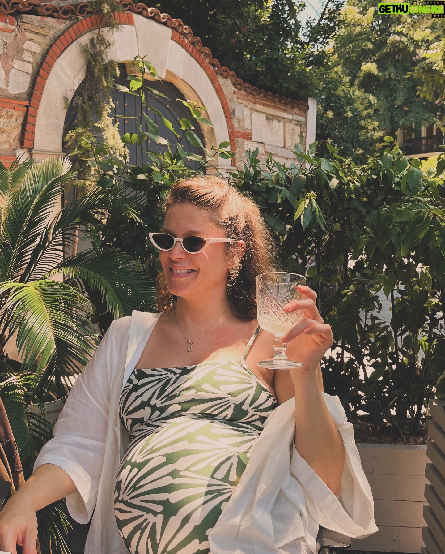 Burcu Biricik - 296.6K Likes - Smile Luna Smileeeee π«βοΈπΈ