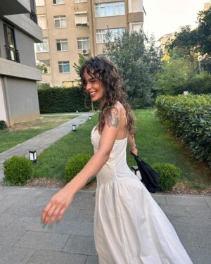 Buse Meral Instagram - 