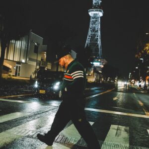 C.O.S.A. Instagram - 俺が自分のMVを名古屋で撮ってこなかったのはいつかこういう瞬間が来る
って信じていたからです。 

名古屋の先輩達の影響を受けて今の自分がいます！

AKさんと制作が出来て、同じステージに立てて光栄です。誘ってくれたRYOWさんありがとうございました！

📸 @tana_guidance_shot