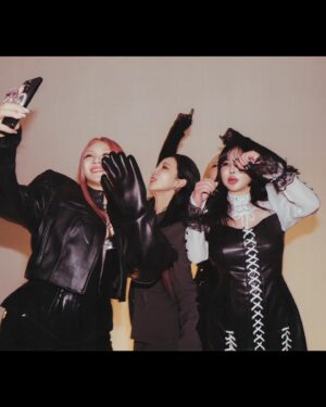 CL Instagram - 