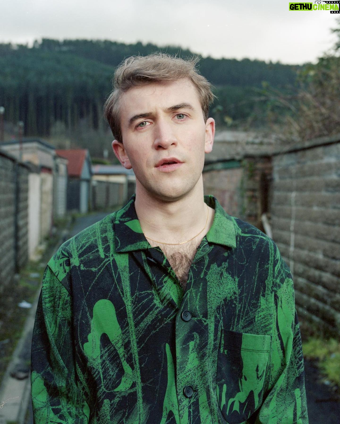 Callum Scott Howells - 33.2K Likes - welcome to treorchy @interviewmag
wearing @christopherkane and @alexandermcqueen
In conversation with @nph
Photography by @laurie_broughton