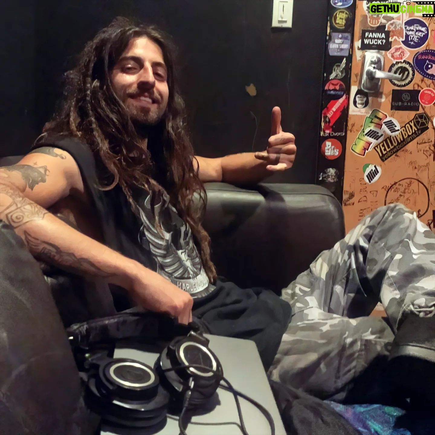 Cameron Cole - 467 Likes - Sitting backstage at @jamminjava ready to unleash tunes tonight.
Some tickets still left at the door if you are in the Washington DC area. Let's do this.