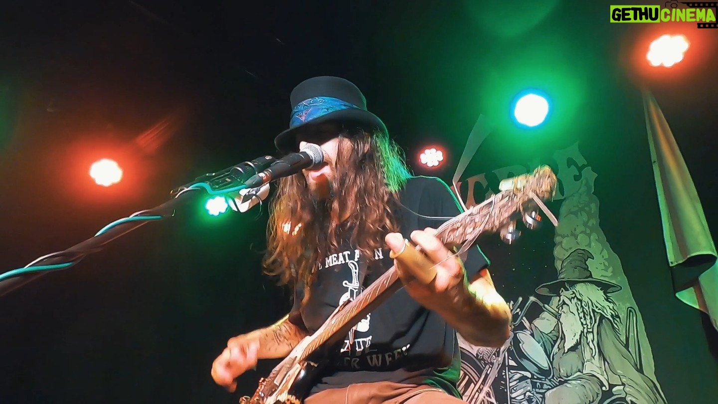Cameron Cole - 839 Likes - Hey Minneapolis;
I had my little break and recharged. See you tomorrow at 7th Street Entry. Upclose like the video below. Only 26 tickets left! Thank you!
#heavy #heavyriff #hardrock #footdrums #farmerfootdrums #stonerrock #vintage #oldschool