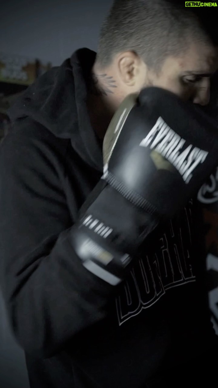 Cameron VanCamp - 3 Likes - We back ⚔️
Fight news otw
•
•
•
•
#BKFC #fighter #boxing #motivation