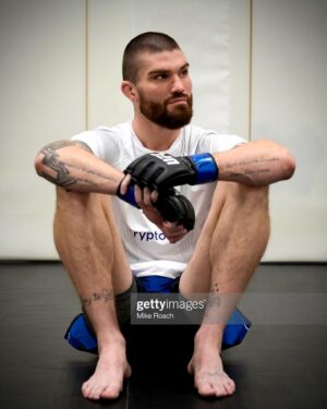 Cameron VanCamp Instagram - All love to my people 🙏🏻 

#ufc #mma #boxing #wrestling #fighting