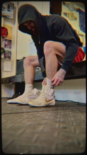 Cameron VanCamp Instagram - 🛸 27
•
•
•
•
•
#jumpman #fighting #boxing #mma #ufc #bkfc #one #pfl #bellator #vancamp