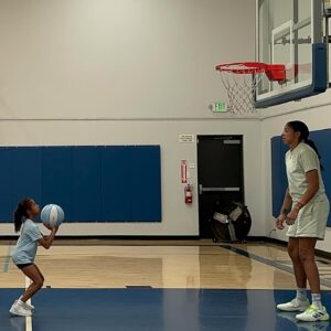 Candace Parker Instagram - Retired but I still stay in the GYM! Genes are wild! The next are ready to take center stage and I’m excited to be there on the sidelines cheering them on‼️‼️🔥🔥🔥🔥🔥🔥🔥🔥😈😈😈😈😈 Legacy Legacy Legacy Legacy!