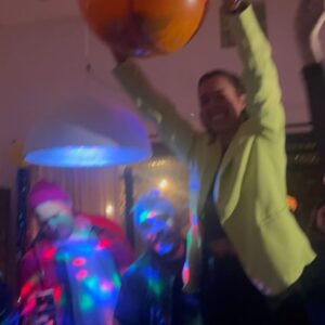 Candela Vetrano Instagram - 33 💖🎊🫶🏻
Gracias por todos los mensajes de amor.
Estoy rodeada del mejor grupo humano del universo, cadauno es una parte de mi :D (L)