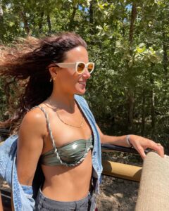 Actress Cansu Tosun HD Photos and Wallpapers July 2024