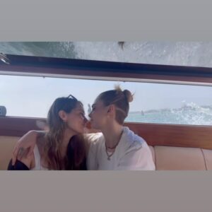 Actress Cara Delevingne HD Instagram Photos and Wallpapers June 2024