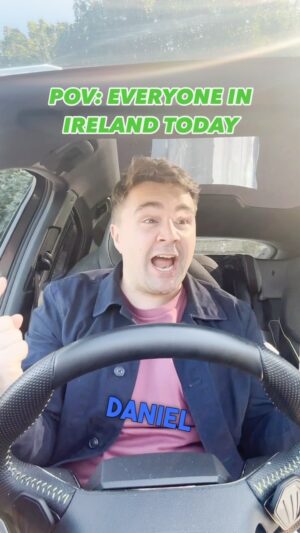 Carl Mullan Instagram - Buzzzzzzzzing 🥳🥳🥳🥇🇮🇪🇮🇪🇮🇪 
GO ON @daniel.wiffen 🥳🥳🥳🥳
@team_ireland_olympic 
.
🔉 Sound on and make sure to share with anyone you think might enjoy 🥳💚
.
.
.
.
.
#olympics #ireland #danielwiffen #swimming #goldmedal #viral #paris #olympics2024