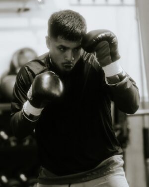 Carlos Balderas Instagram - Born 4 This.. 36 Days! 🏆🏆🏆
“It’s Nothing To A Boss” ~ @ab 
 @360boxingpromotions